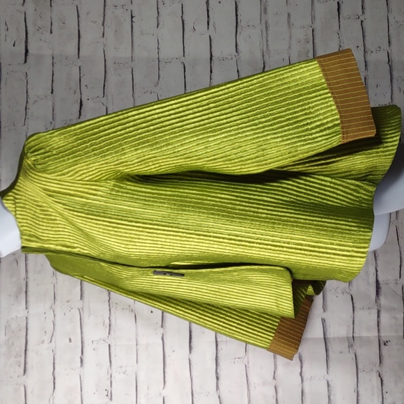 I C Collection by Connie K Swing Jacket - Picture 2 of 5